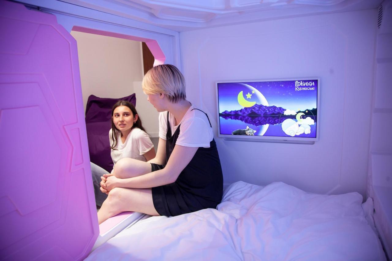 Av-1 Capsule Hotel Kiew Exterior foto